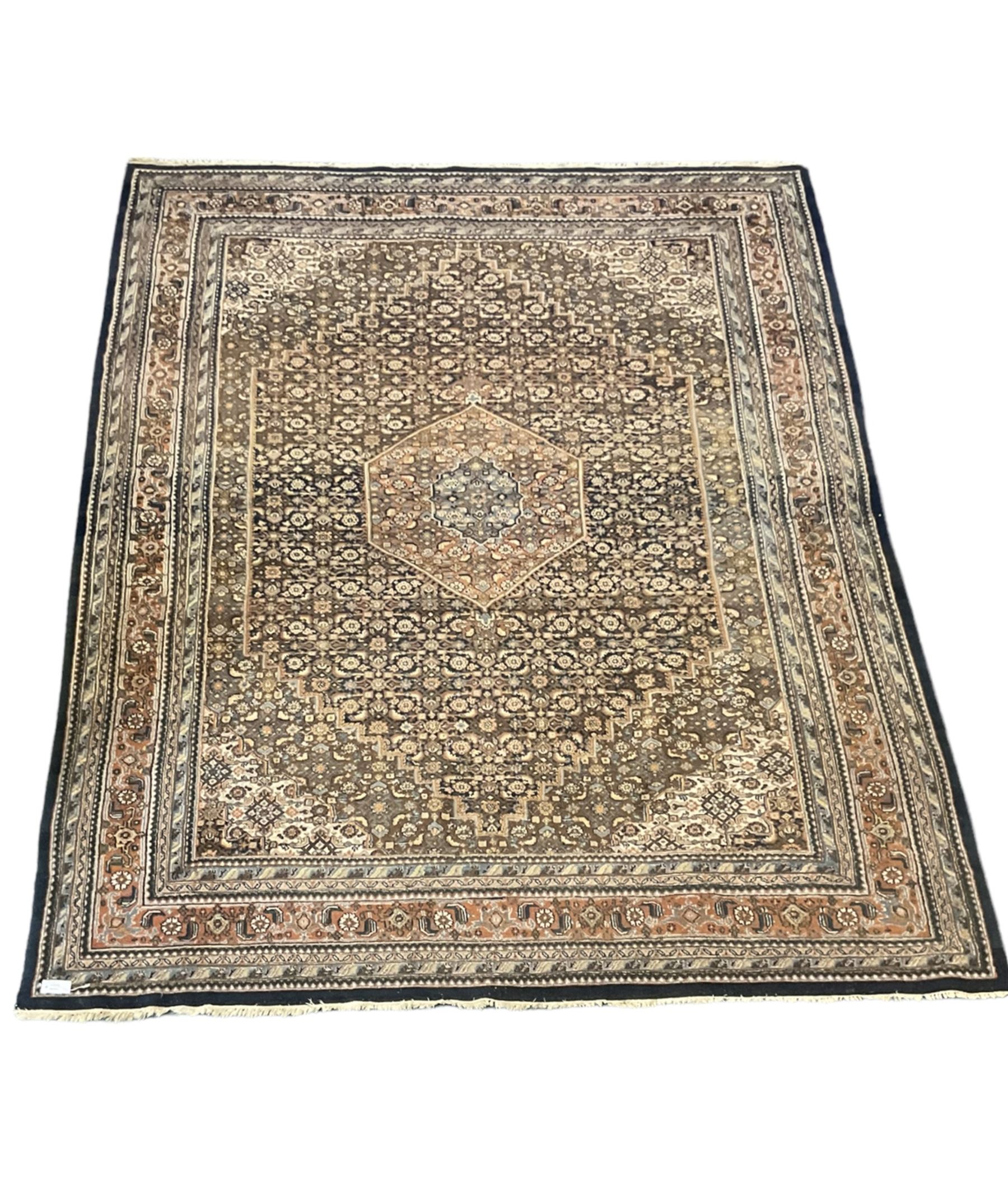 Persian Bidjar hand knotted carpet - Image 2 of 7
