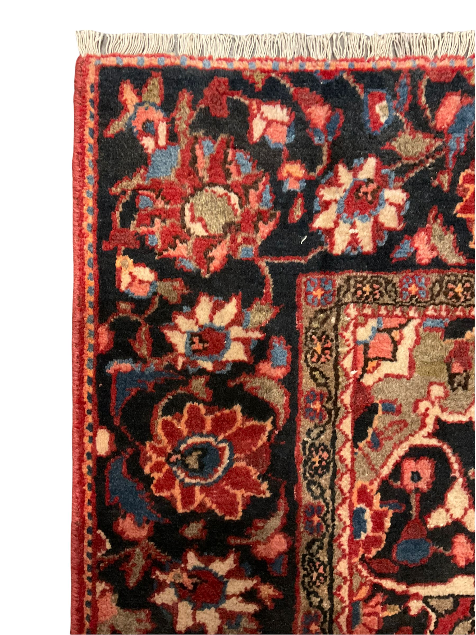 Persian Hamadan rug - Image 4 of 6