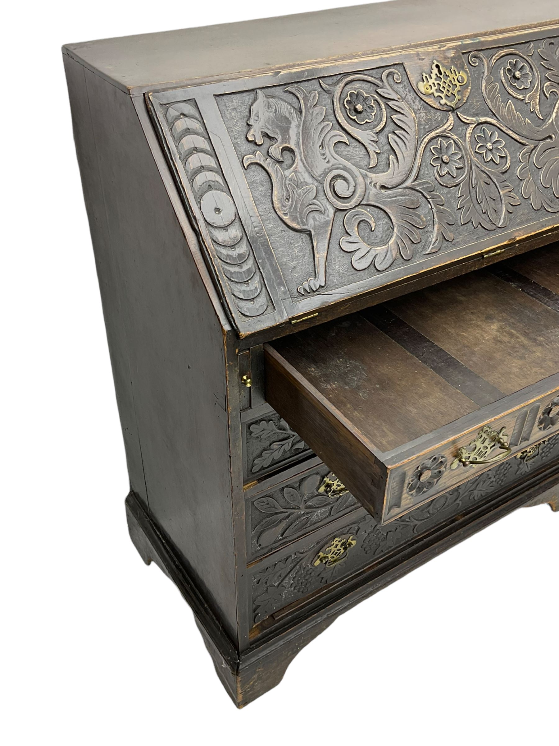 19th century carved oak bureau - Image 5 of 5