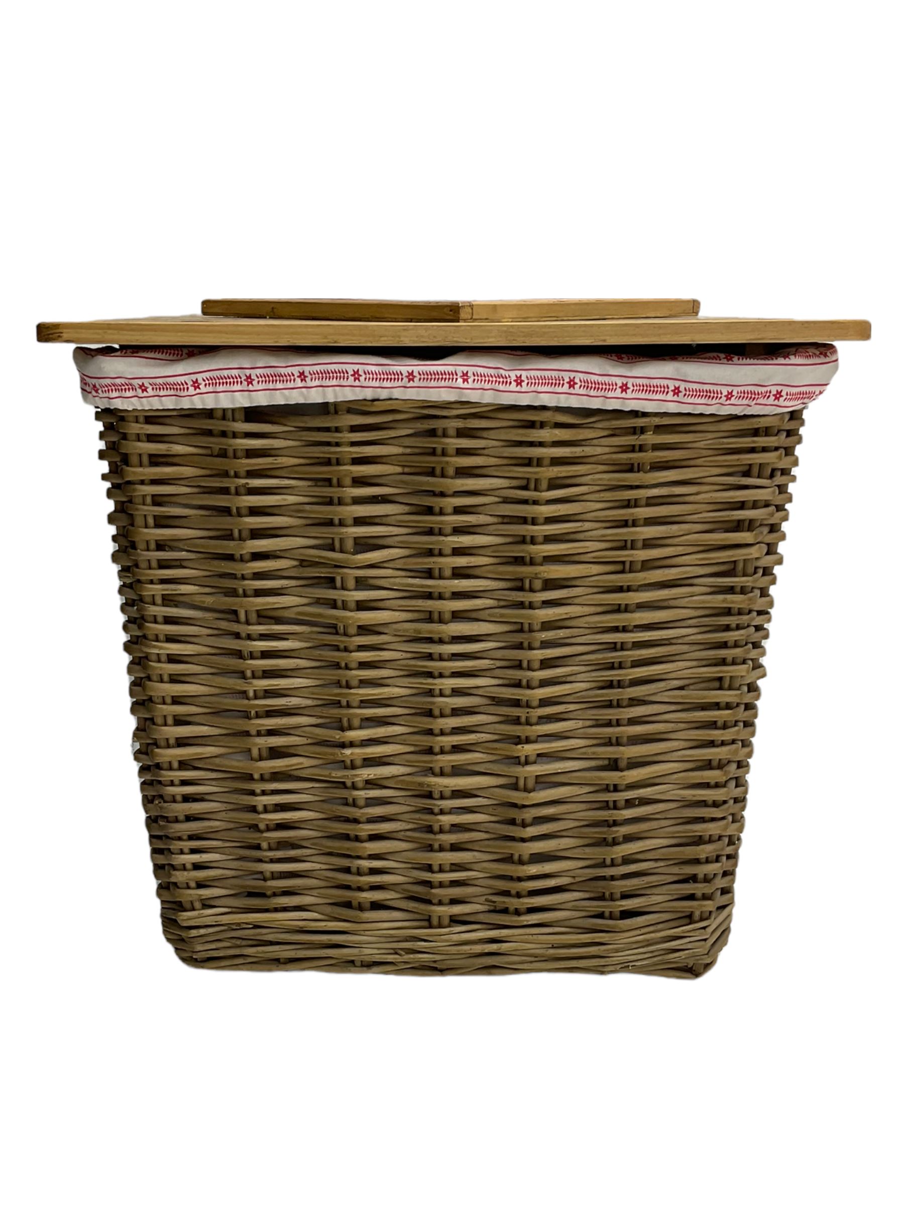 Wicker linen basket with plank Union Jack top - Image 3 of 5