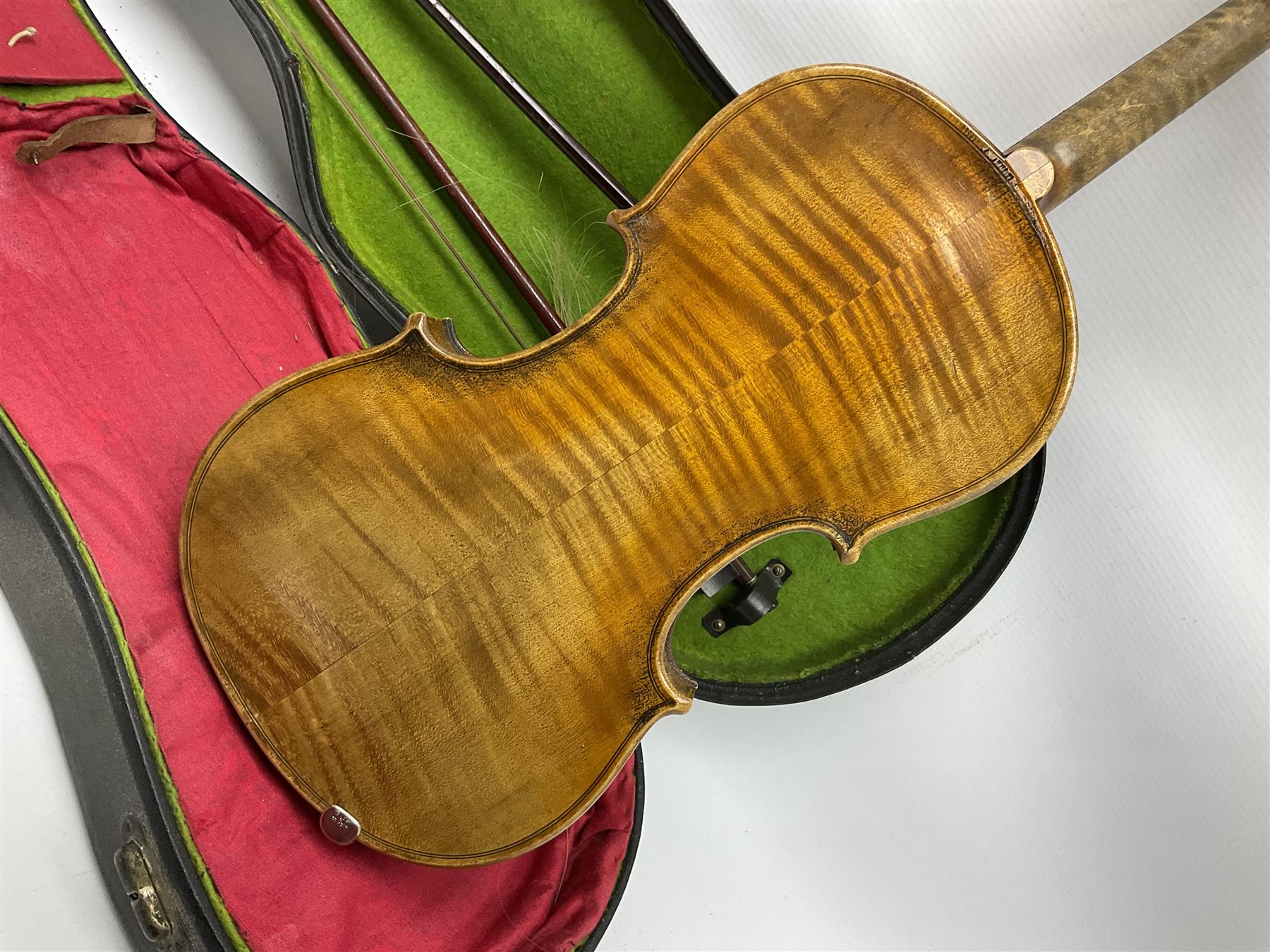 1920s German Saxony three-quarter size violin with 33cm two-piece maple back and ribs and spruce top - Image 5 of 12