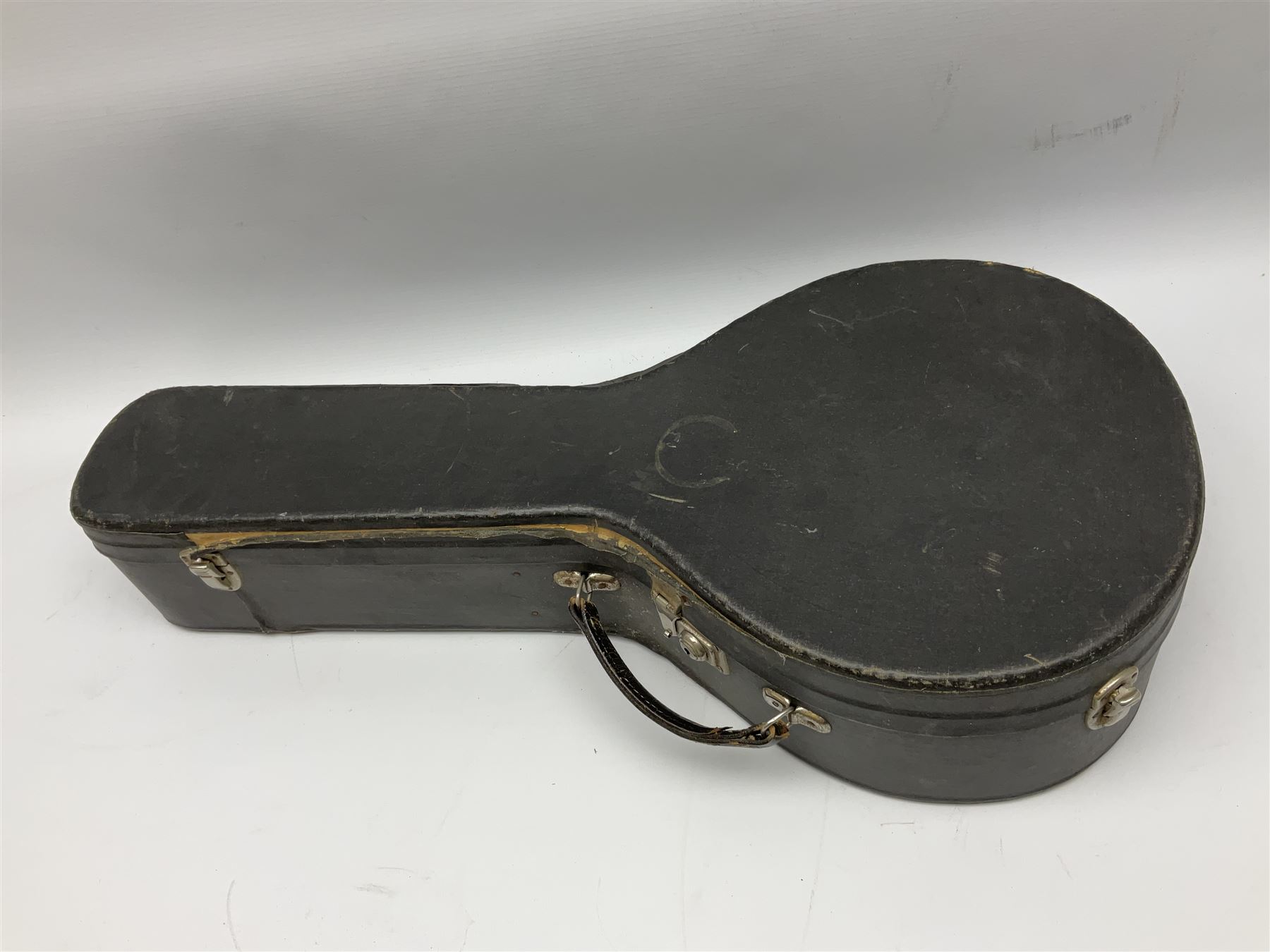 Rosetti Serenader eight-string mandolin with slightly bowed segmented maple back and ribs and ivorin - Image 12 of 13