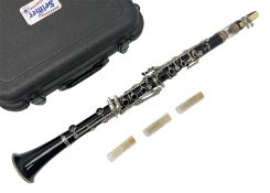 Selmer 1400 five-piece clarinet