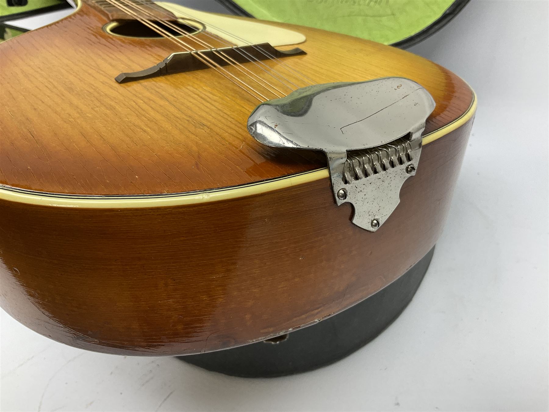 Rosetti Serenader eight-string mandolin with slightly bowed segmented maple back and ribs and ivorin - Image 9 of 13