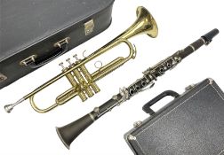 Lafleur trumpet serial no.054827; and Intermusic five-piece clarinet; both cased (2)