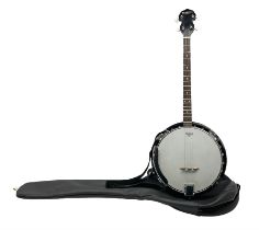Countryman four-string tenor banjo L88cm; in soft carrying case
