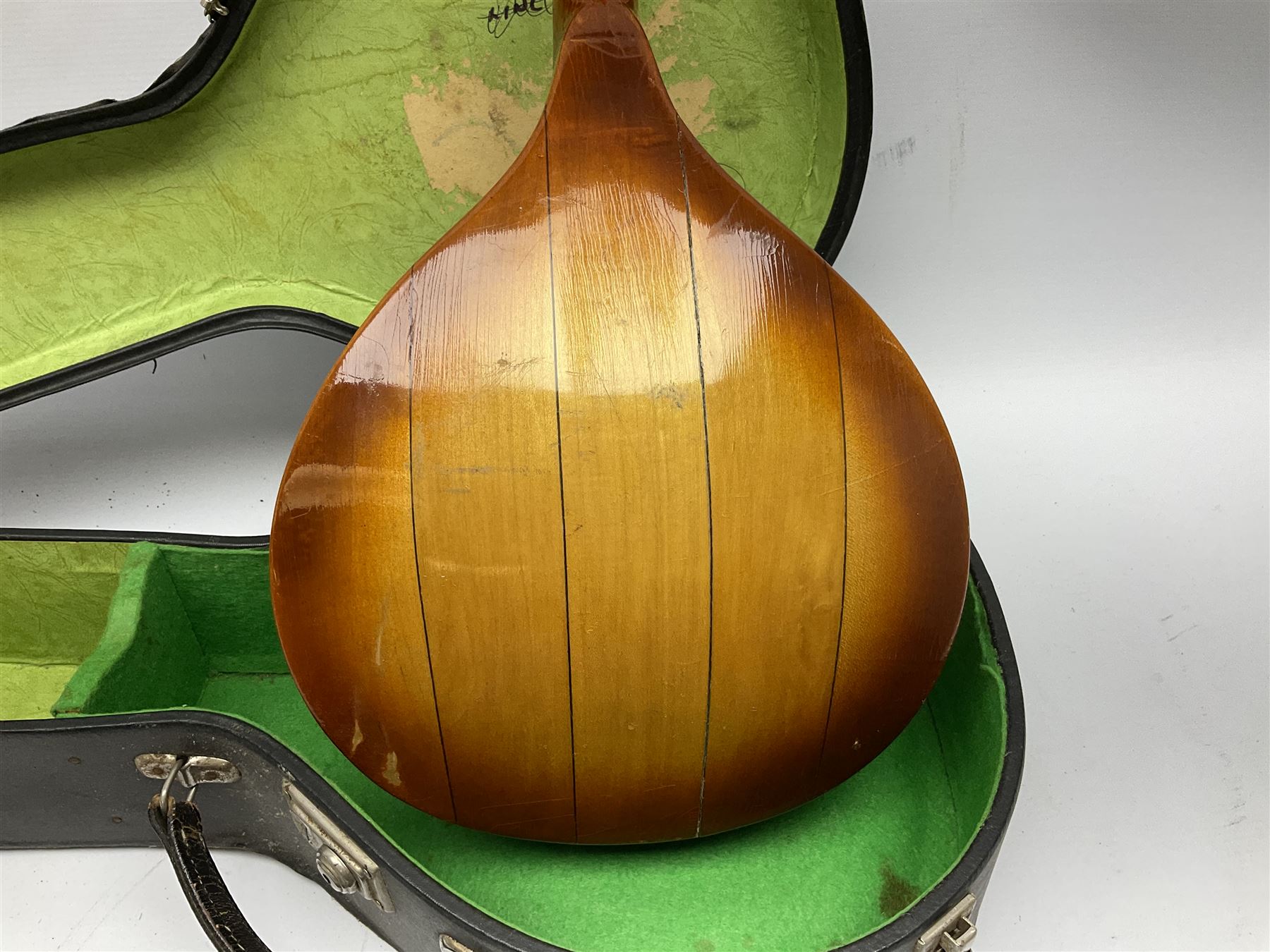 Rosetti Serenader eight-string mandolin with slightly bowed segmented maple back and ribs and ivorin - Image 7 of 13