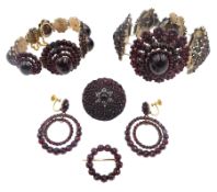 Victorian Bohemian garnet jewellery including two graduating oval cluster bracelets