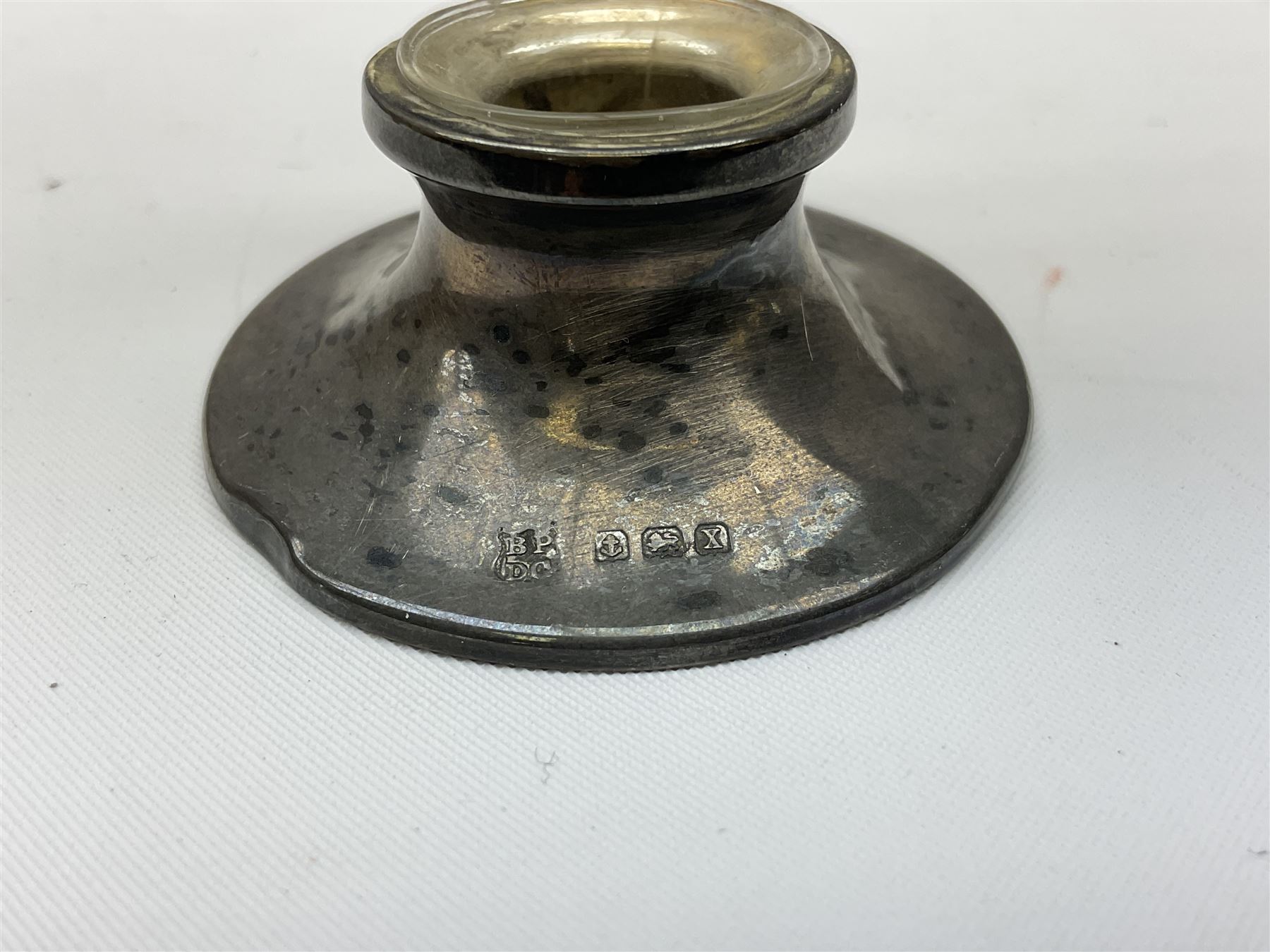 German silver pill box of oval form - Image 6 of 7