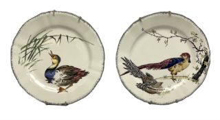 Two Gien Les Grands Oiseaux plates