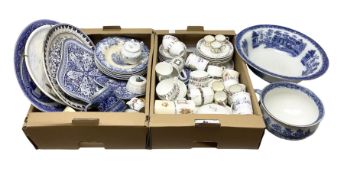 Quantity of Victorian and later ceramics to include blue and white