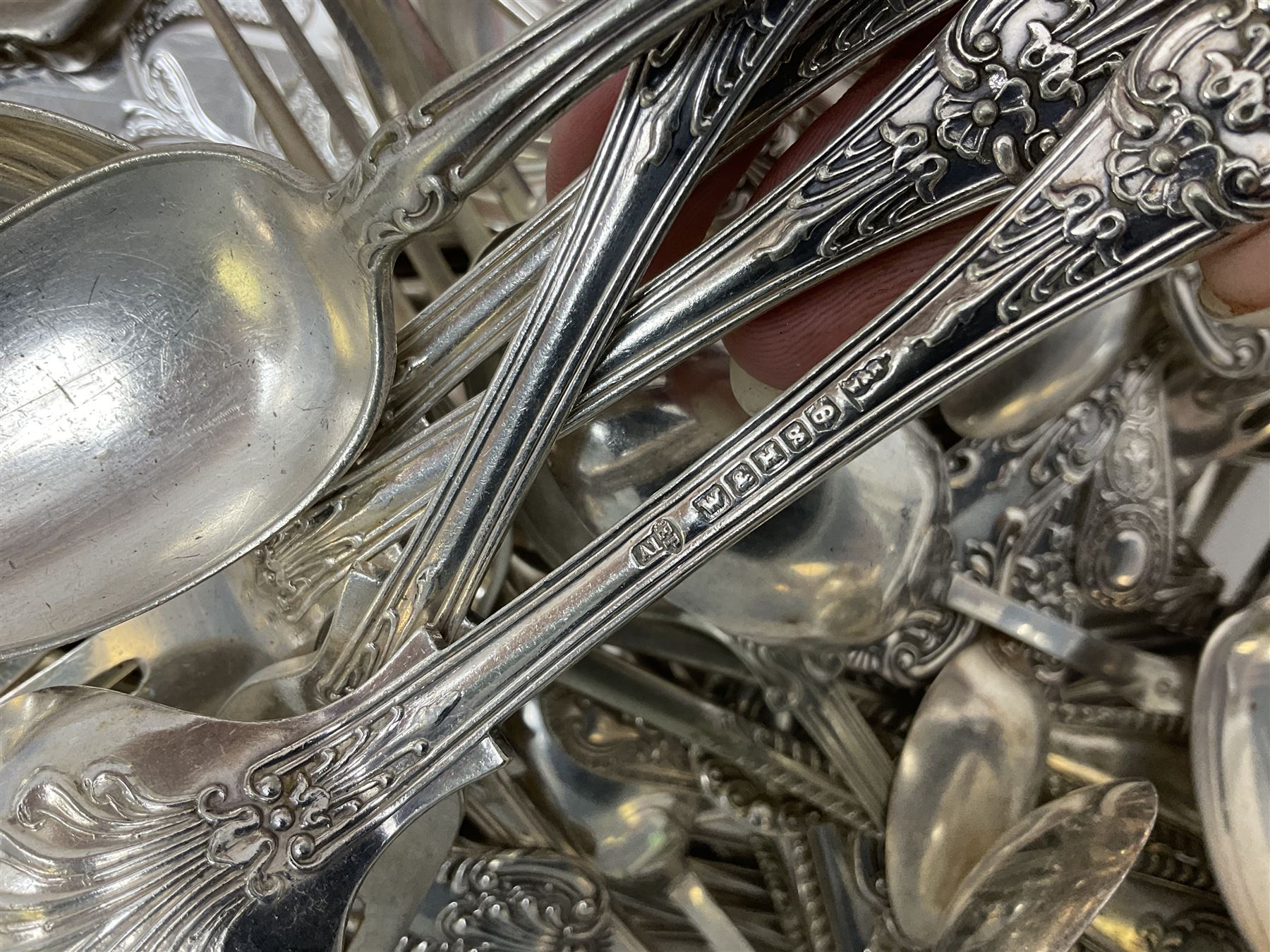 Quantity of assorted silver plated and other flatware - Image 6 of 6