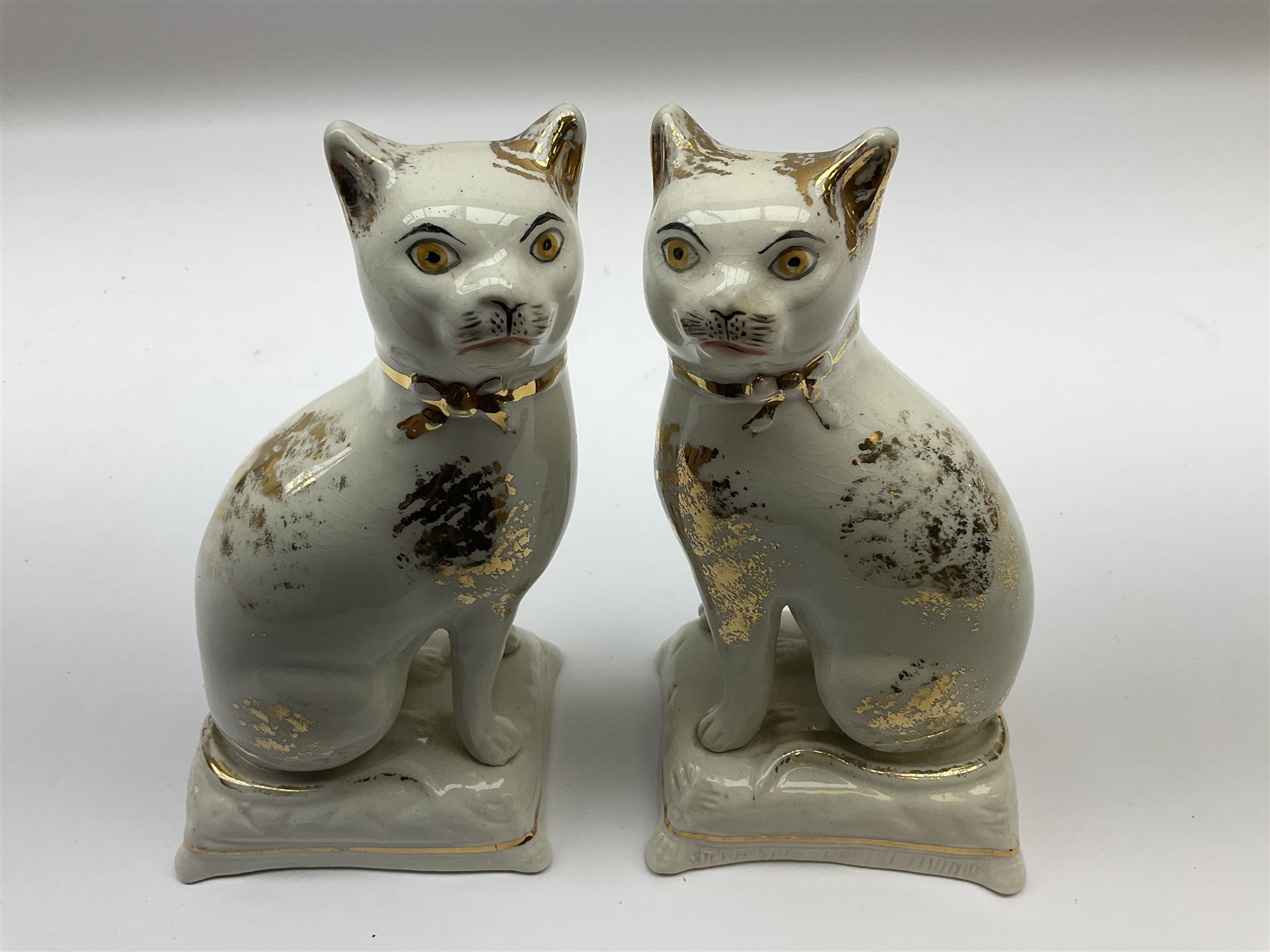 Pair of Victorian Staffordshire cats - Image 2 of 6