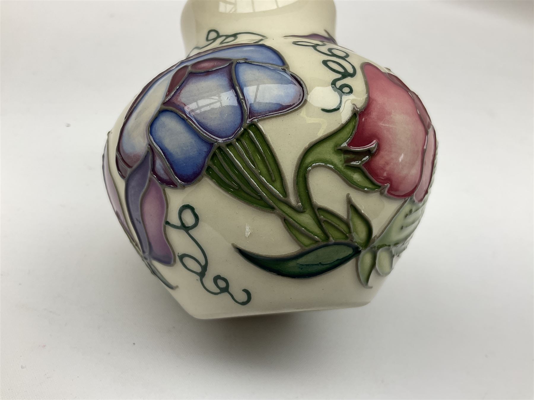 Moorcroft vase of squat form decorated in the Sweetness pattern by Nicola Slaney - Image 4 of 5