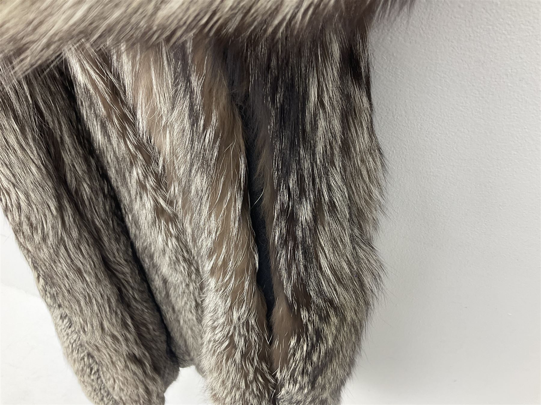 Grosvenor Canada for Harrods vintage full length silver fox fur coat - Image 4 of 7