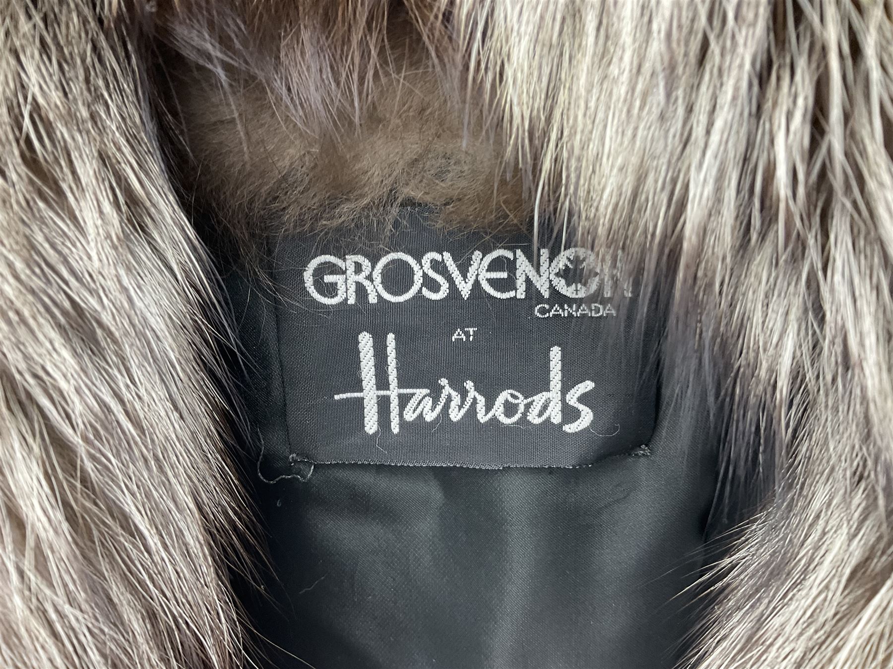 Grosvenor Canada for Harrods vintage full length silver fox fur coat - Image 7 of 7