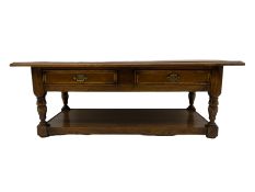 Traditional oak rectangular coffee table