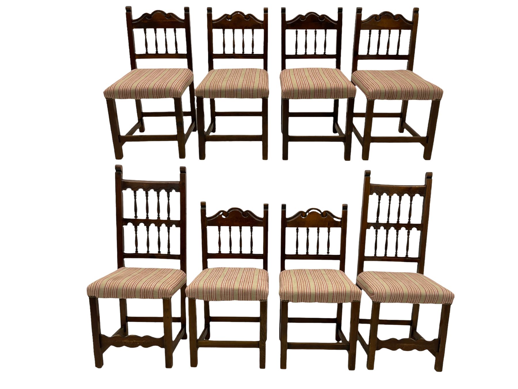 Set eight oak dining chairs