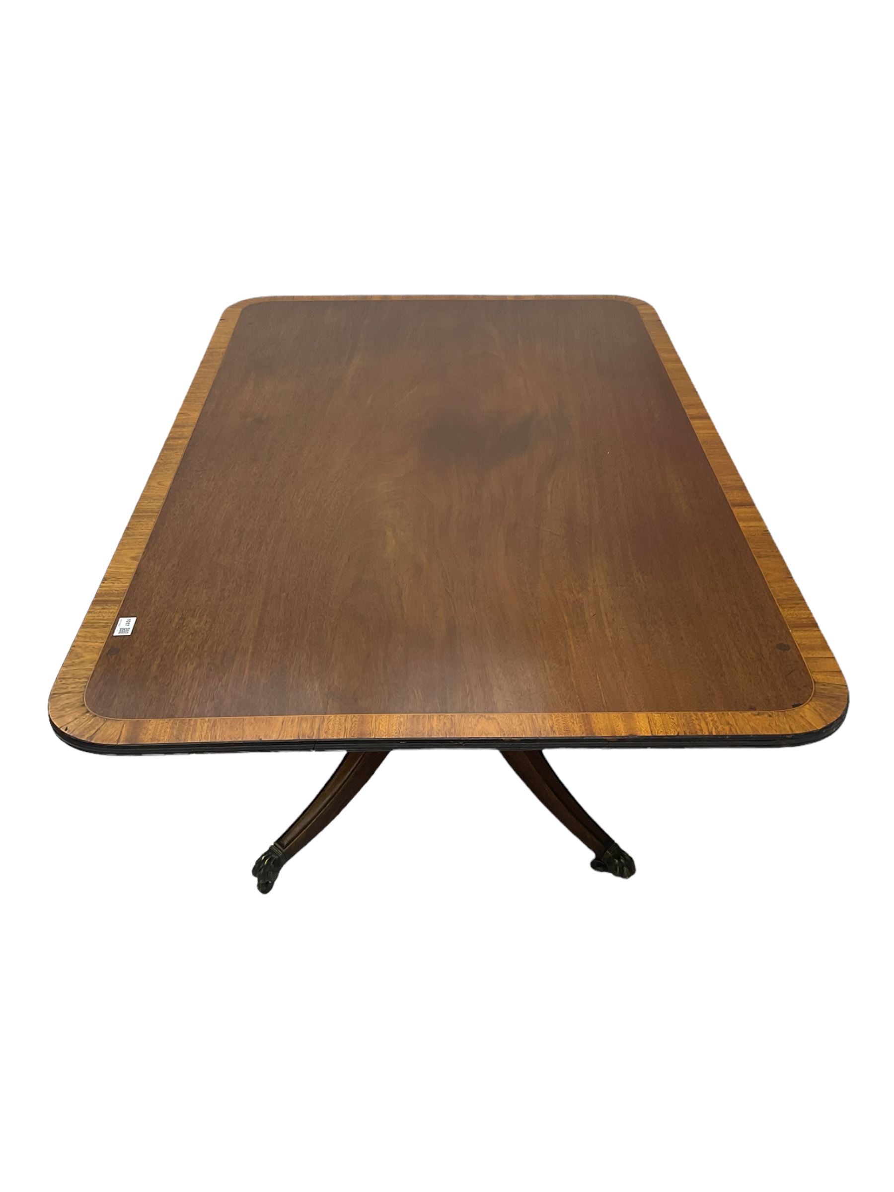 Early 19th century crossbanded mahogany dining centre table - Image 2 of 4