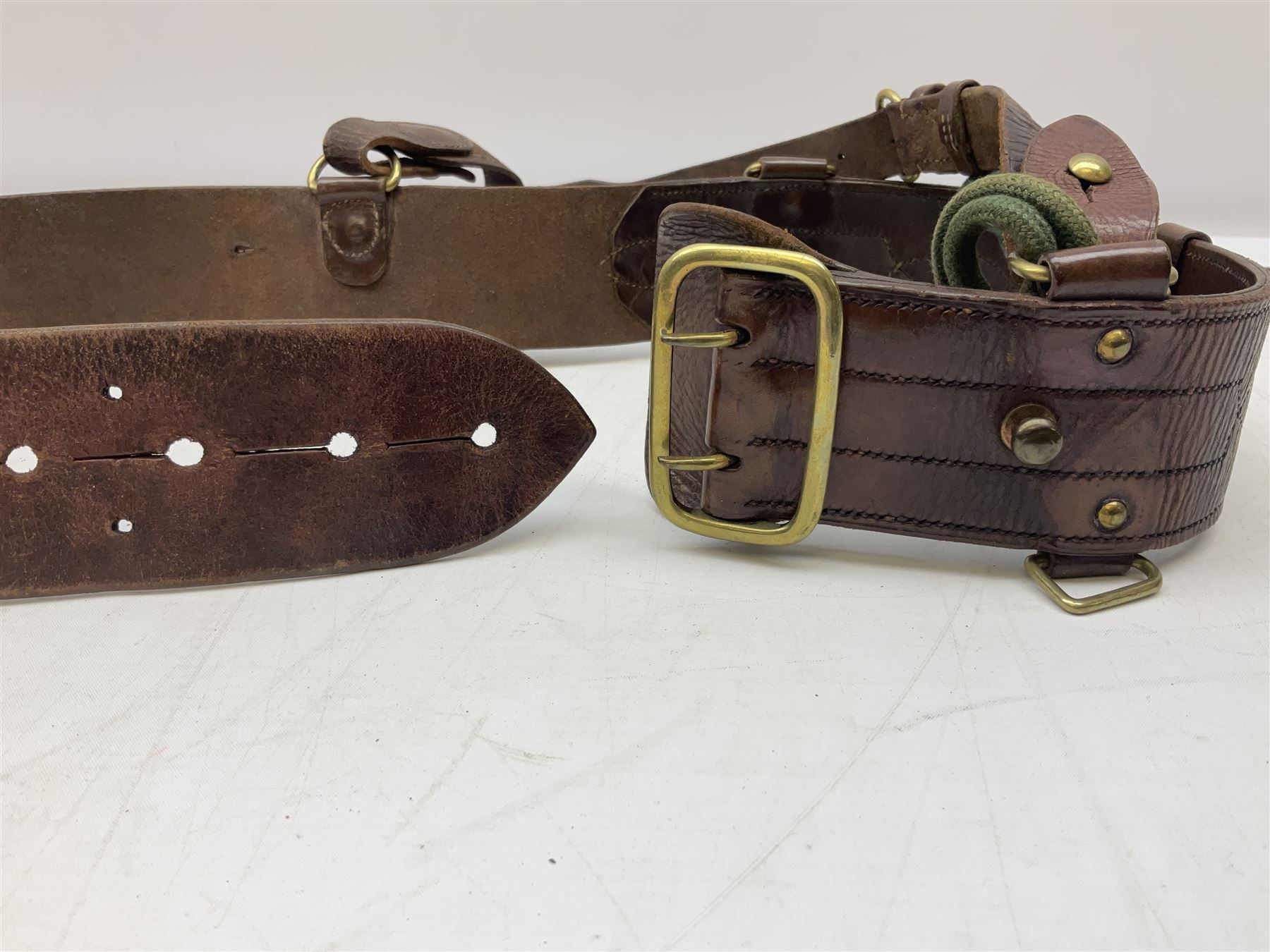 British Army Officers Sam Browne leather belt with shoulder strap; and webbing belt with Potter Lond - Image 10 of 12