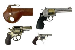 Early 20th century Flobert 5mm blank firing revolver with six-shot chamber