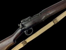 Lee Enfield SMLE .303 No.4 Mk.1* bolt action rifle with 63.5cm barrel and original webbing sling; la