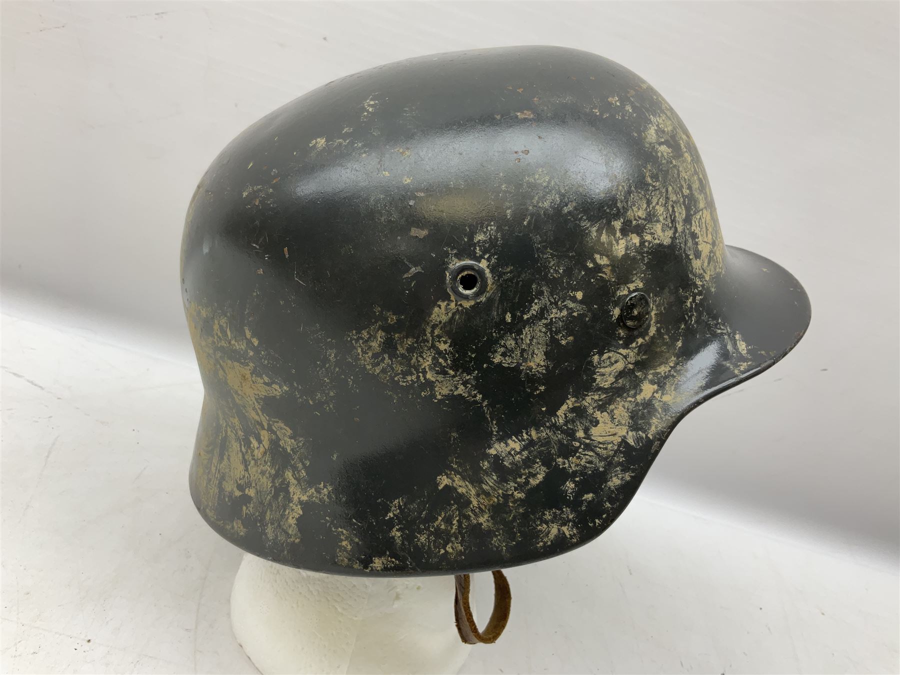 WW2 German steel helmet painted in undecaled Luftwaffe bluey grey with leather liner and chin strap - Image 7 of 11