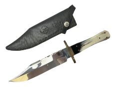 Large Bowie knife the 21cm steel blade marked J.E. Middleton & Sons Rockingham Street Sheffield with