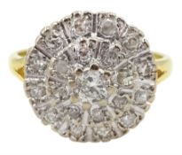 18ct gold round brilliant cut diamond cluster ring