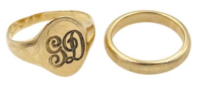 9ct gold signet ring engraved with initials 'GD' and a 9ct gold wedding band