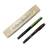 Conway Stewart 'Dinkie' 550 fountain ink pen of small proportions having a red and brown marbles bod
