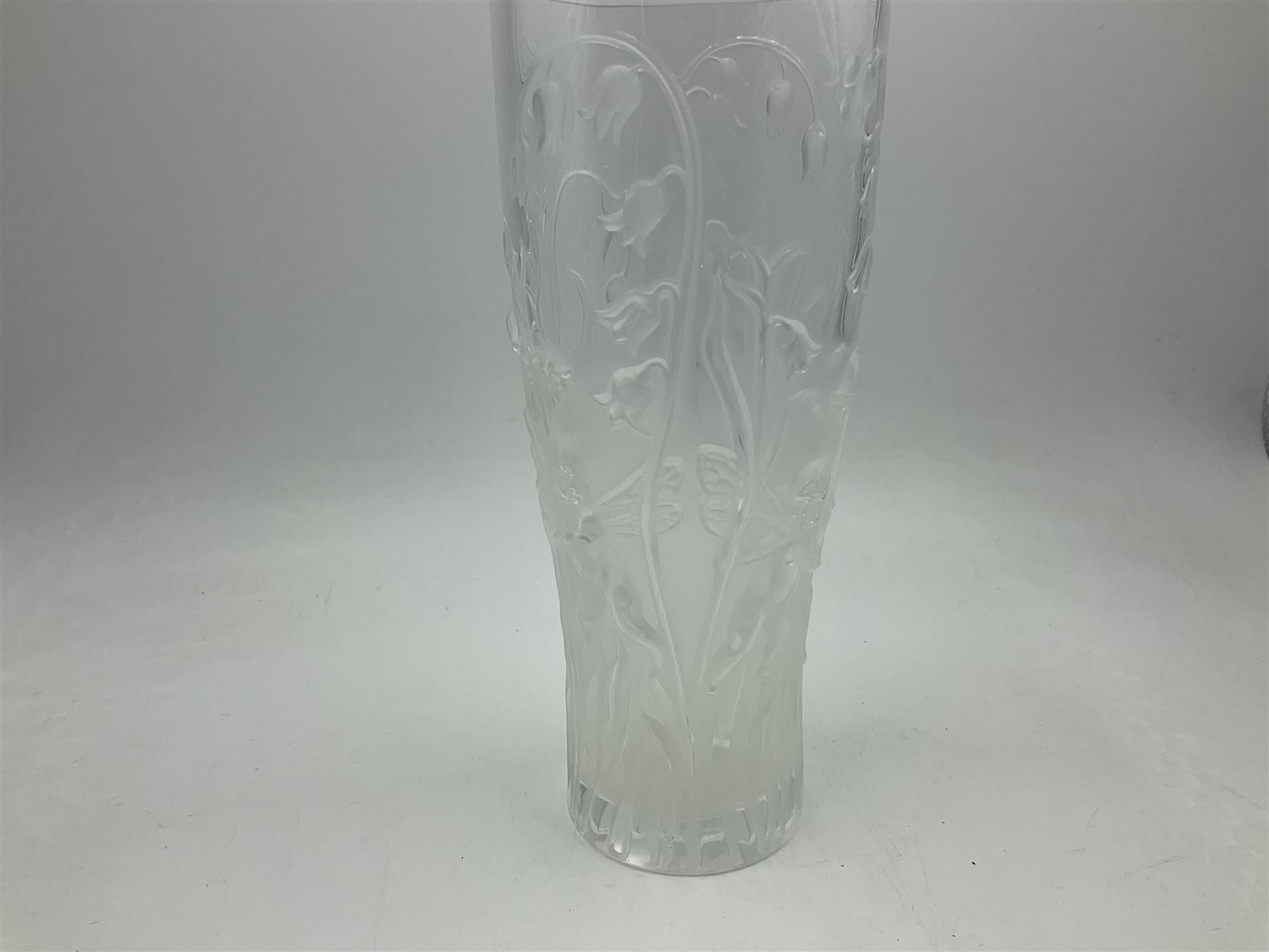 Lalique Elves frosted glass vase - Image 6 of 6