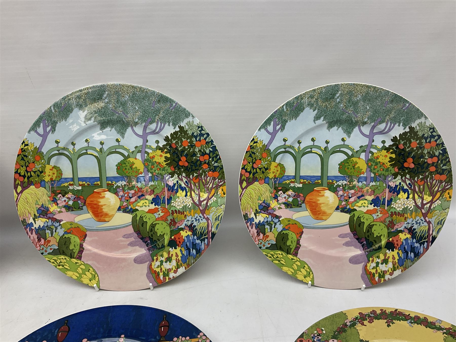 Set of six Villeroy & Boch chargers from the Jardins Francais series - Image 2 of 11