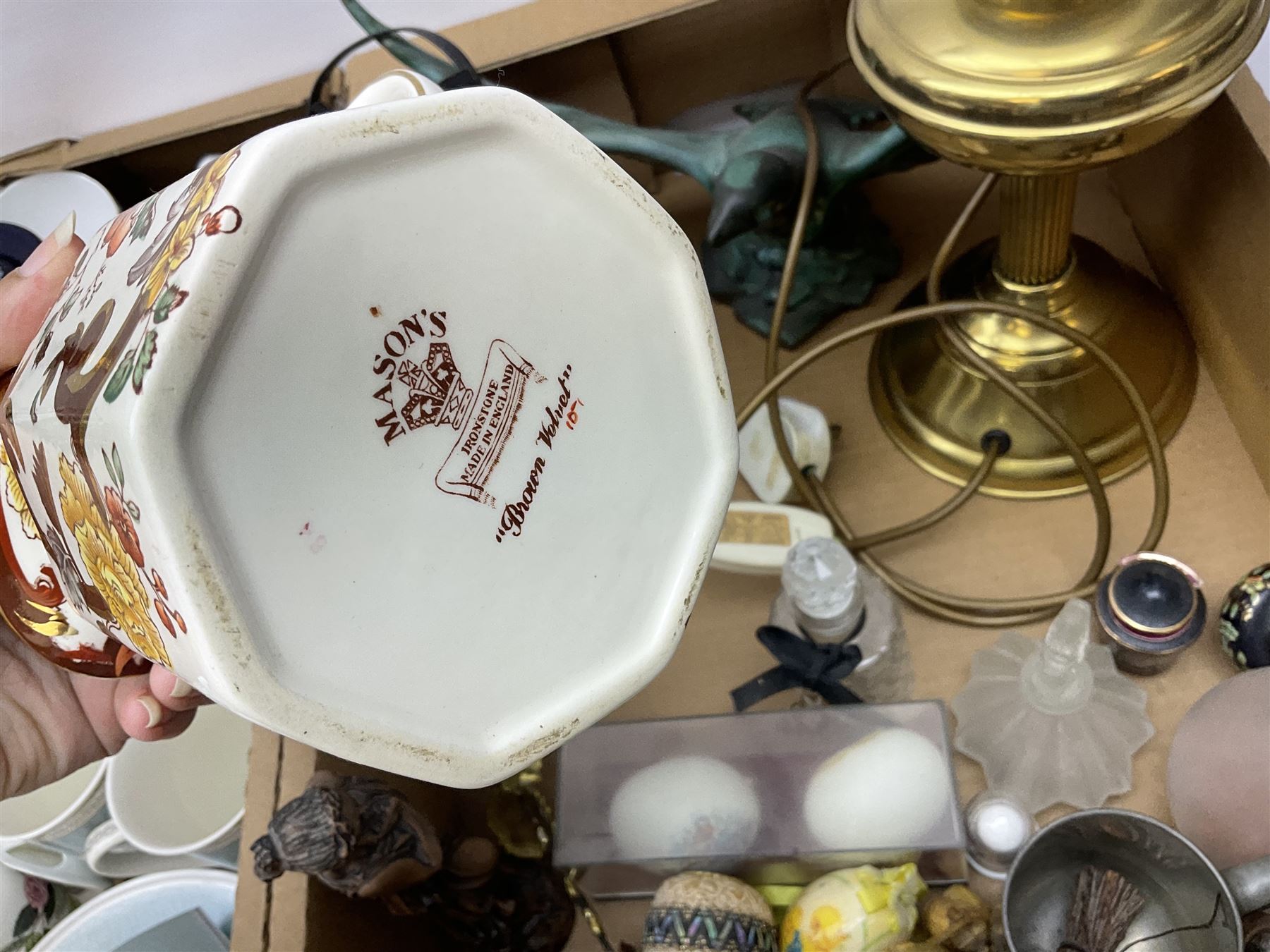 Two silver rings and quantity of ceramics and glassware to include Mason's Ironstone jug - Image 11 of 11