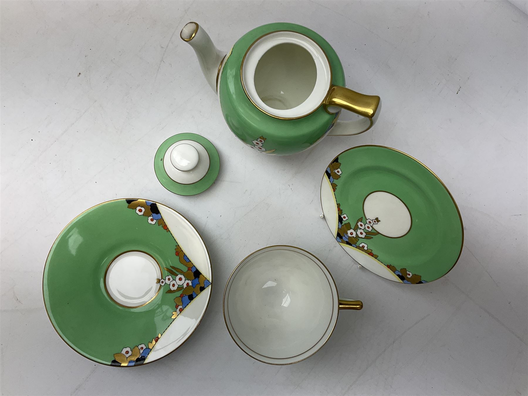 Royal Doulton Leonora pattern tea wares - Image 4 of 5