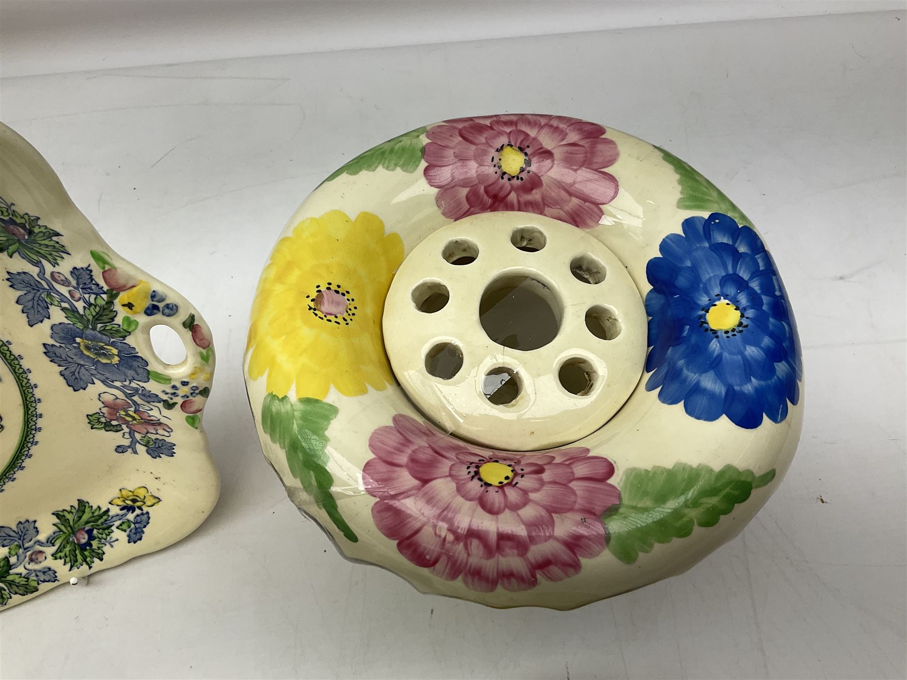 Group of ceramics to include Art Deco examples - Image 10 of 12