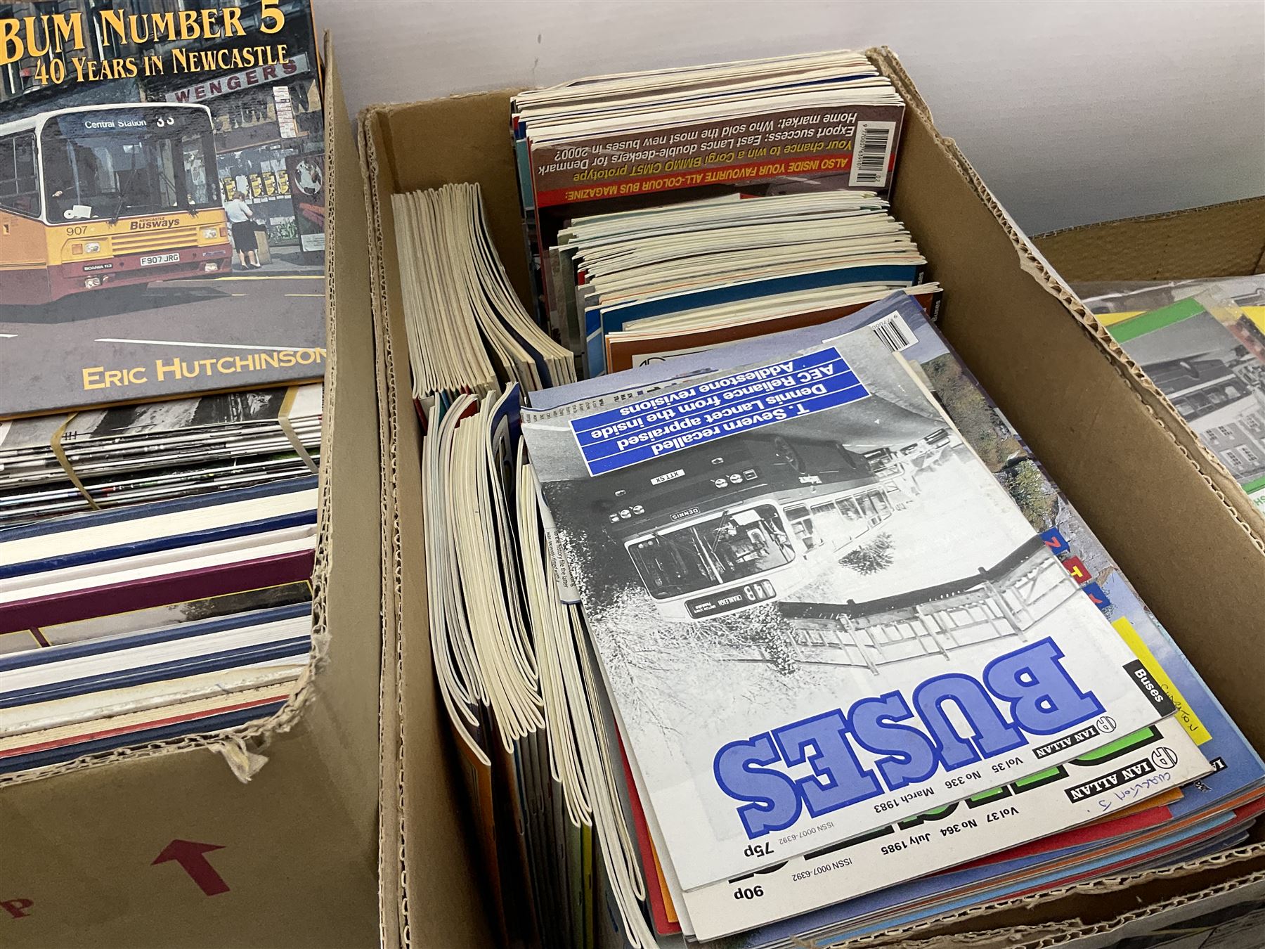 Collection of bus related magazines dating from the 1960s and later - Image 9 of 10