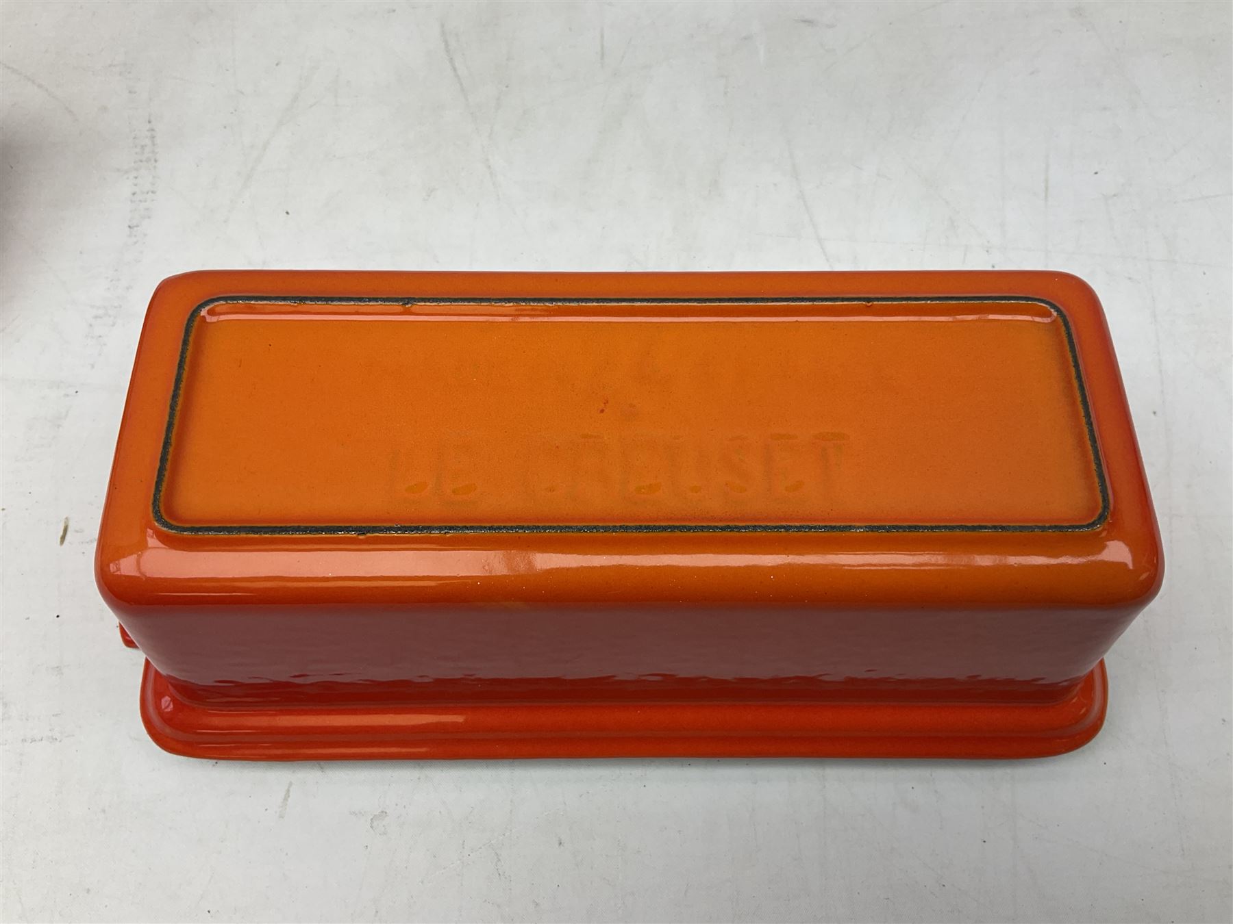 Le Creuset cast iron and enamel lidded tureen in the orange colourway - Image 6 of 6