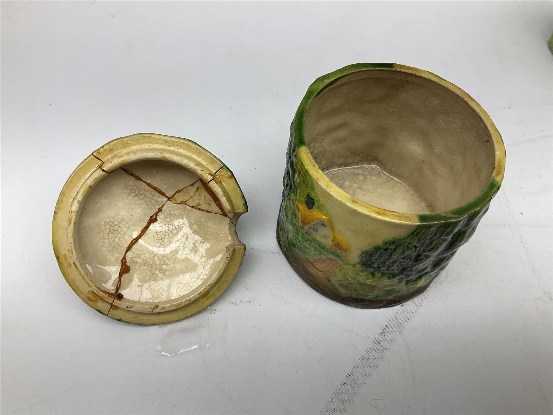 Collection of Japanese Maruhon ware novelty preserve pots - Image 2 of 10