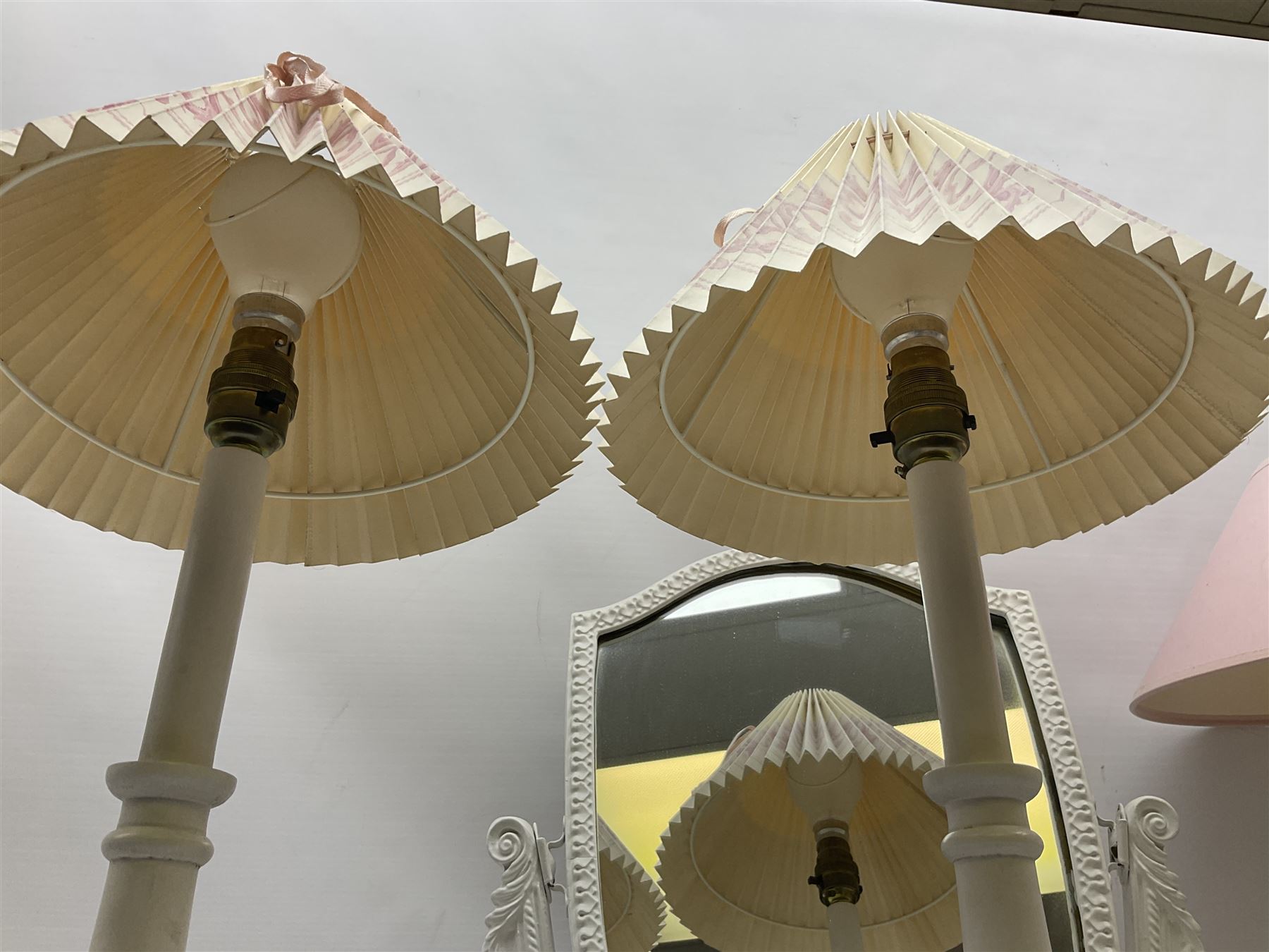 Four white / cream table lamps with pink shades and an ornate mirror of shield form - Image 4 of 9