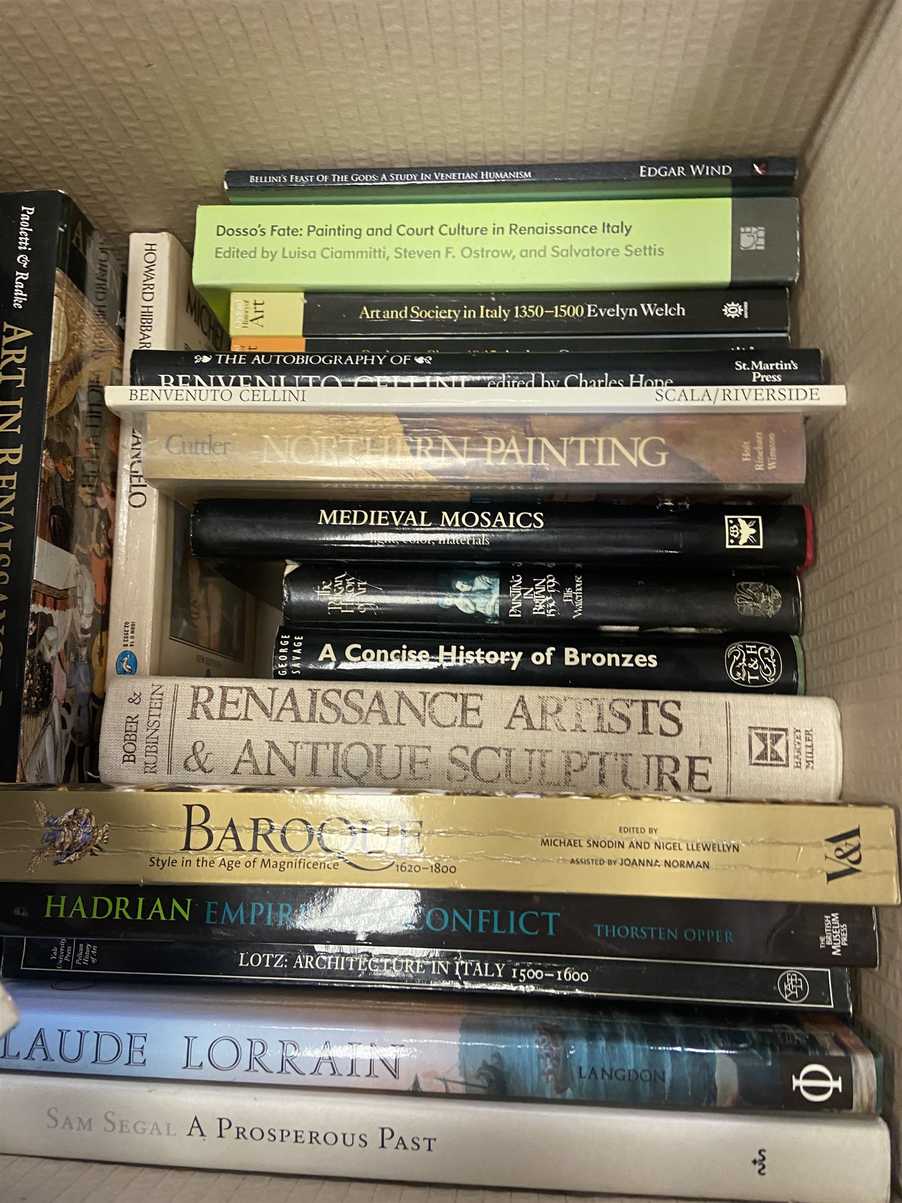 Large quantity of art reference books predominantly in English - Image 3 of 5