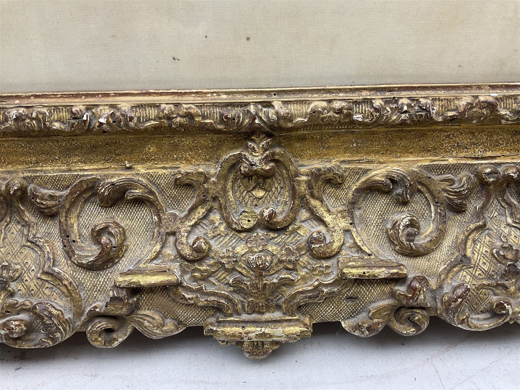 FRAMES - 19th century ornate gilt wood picture frame - Image 4 of 4