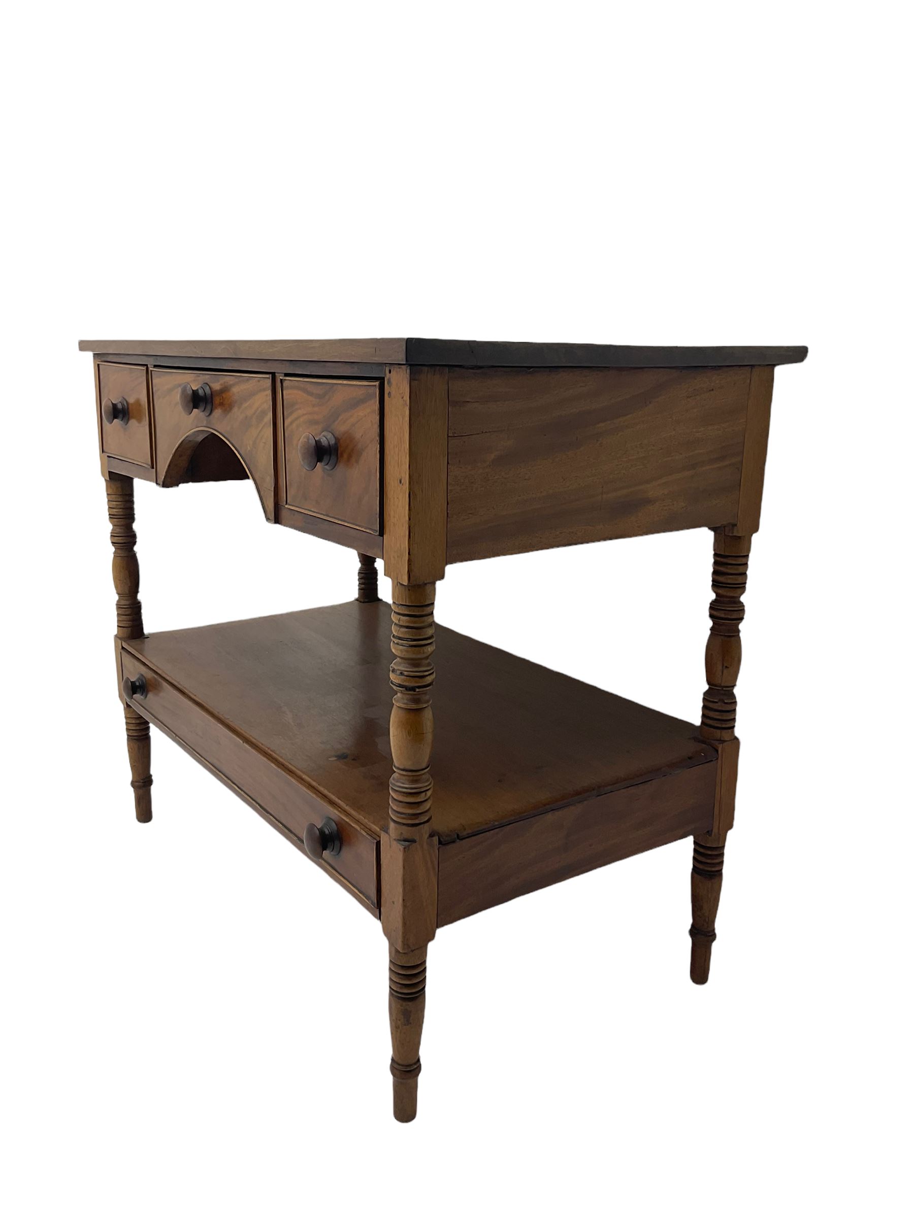 Early 19th century mahogany two tier washstand - Image 4 of 8