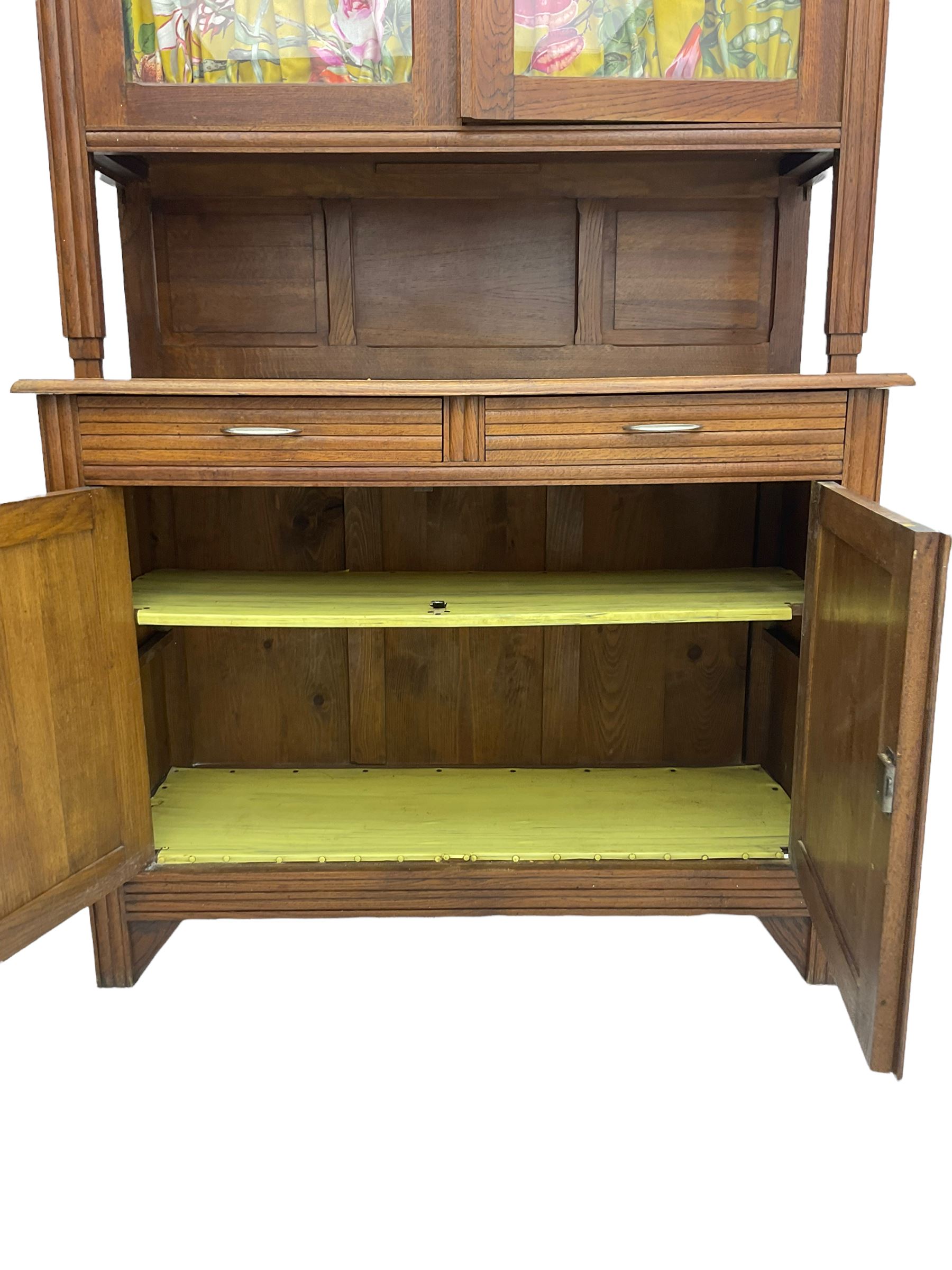 Early to mid-20th century oak dresser - Image 8 of 8