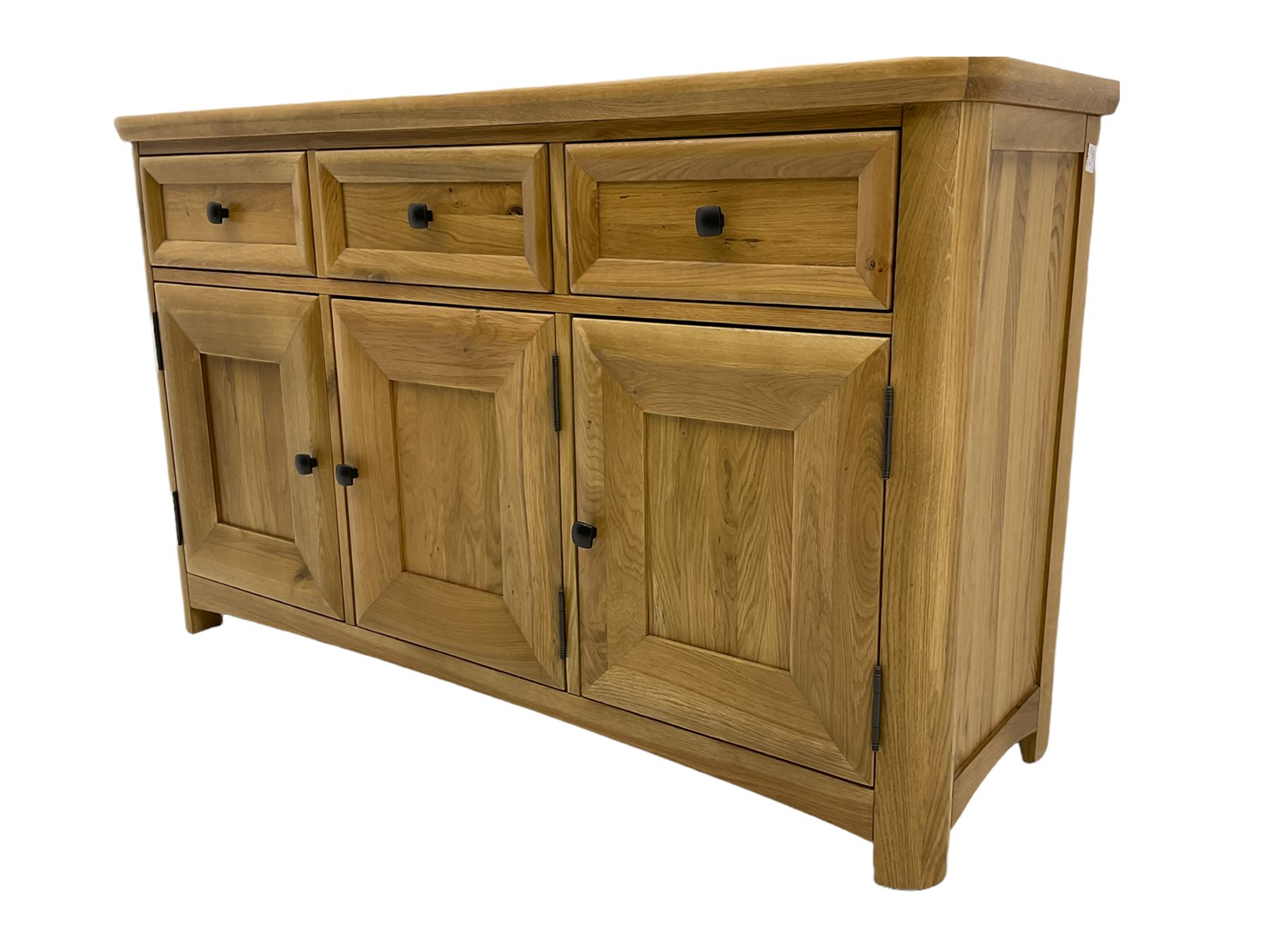 Solid light oak sideboard - Image 5 of 5