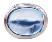 18ct white gold cabochon blue topaz ring