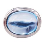 18ct white gold cabochon blue topaz ring