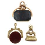 Victorian gold octagonal bloodstone swivel fob