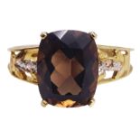 9ct gold single stone smoky quartz ring