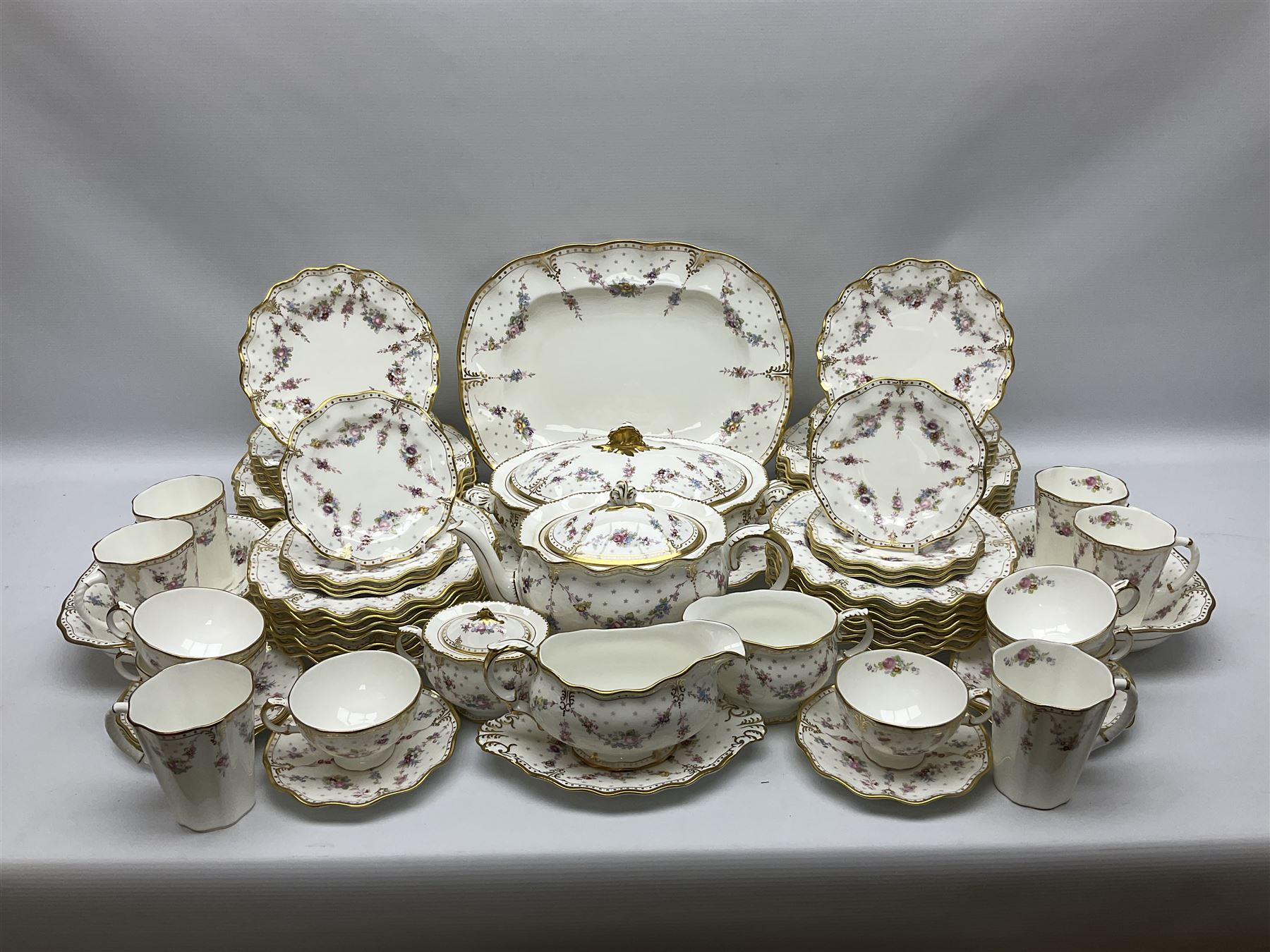 Modern Royal Crown Derby part tea and dinner service - Image 11 of 11